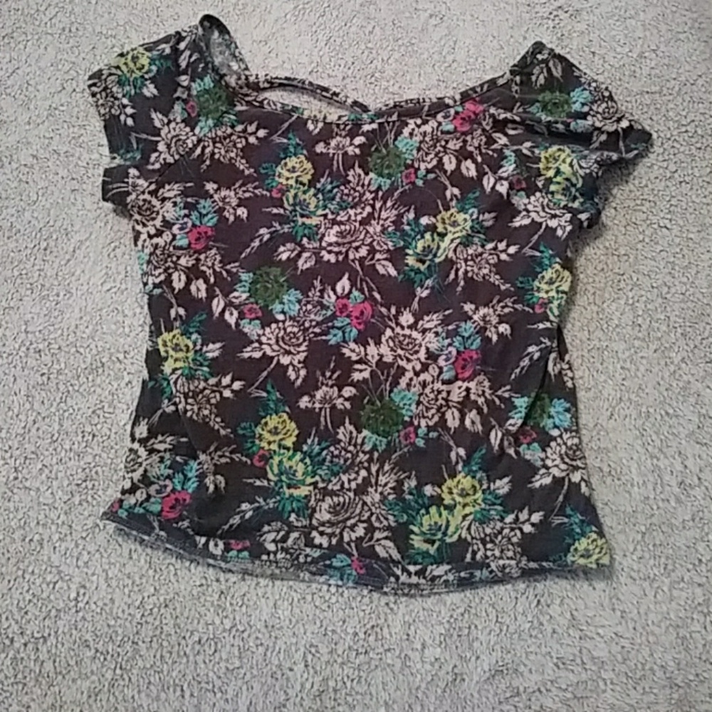 Floral patterned crop top
